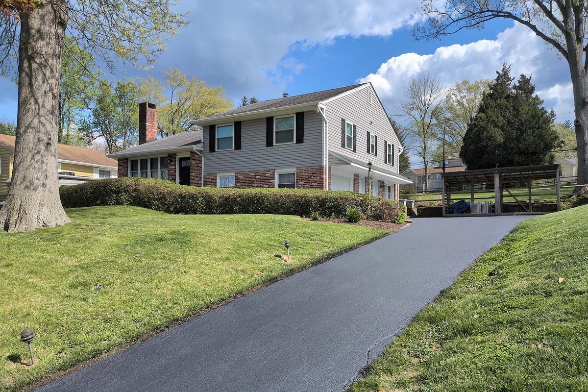 111 Brookside Road, Newtown Square, PA 19073